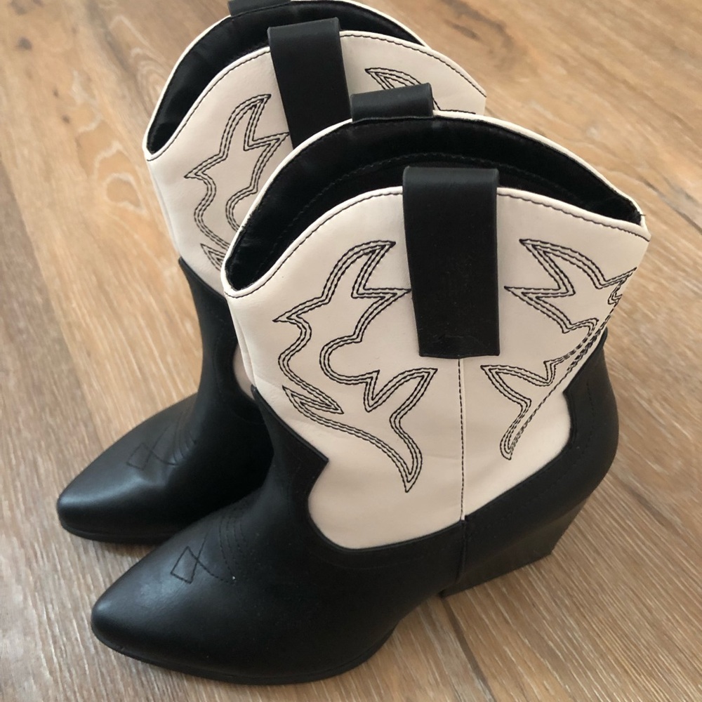 Soda western boots